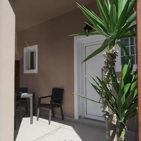 Trousas Double Apartment