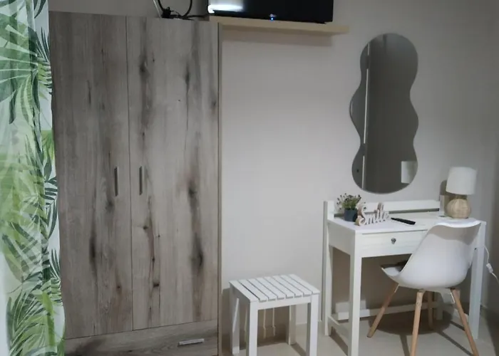 Apartment Trousas Double *