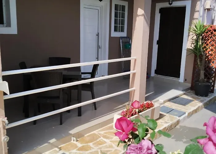 Trousas Double 公寓