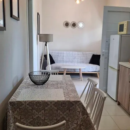 Trousas Double Apartamento Rodas